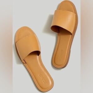 Madewell Boardwalk Post Slide Sandal in Desert Canel🐫